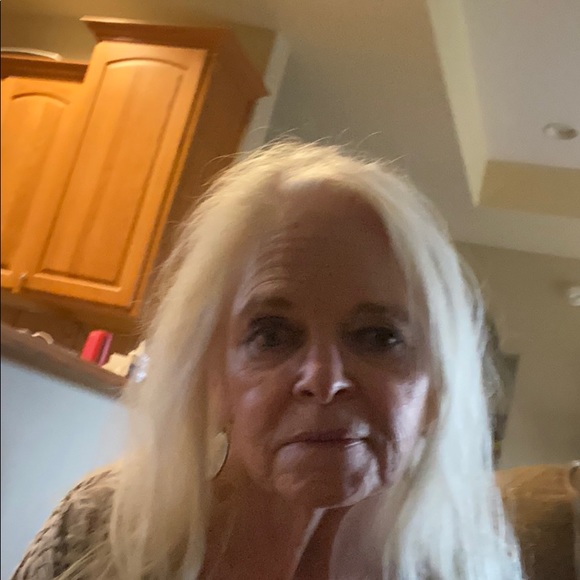 Meet your Posher, Patsy - Picture 1 of 1